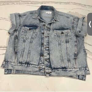 FRAME Short Sleeve Oversized Jean Jacket Size S